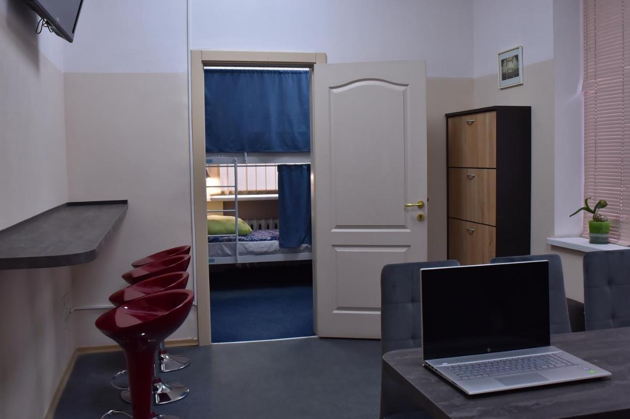 Hostel 777 Darnitsa Kiev Luaran gambar
