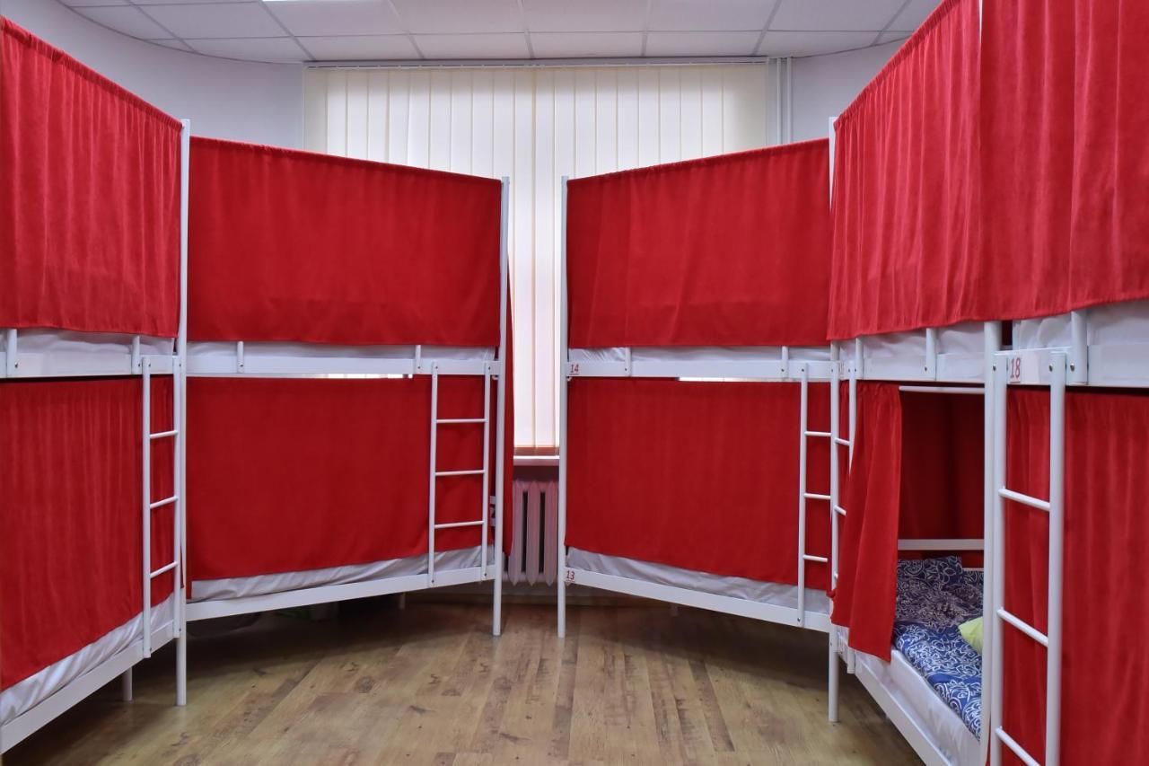 Hostel 777 Darnitsa Kiev Luaran gambar