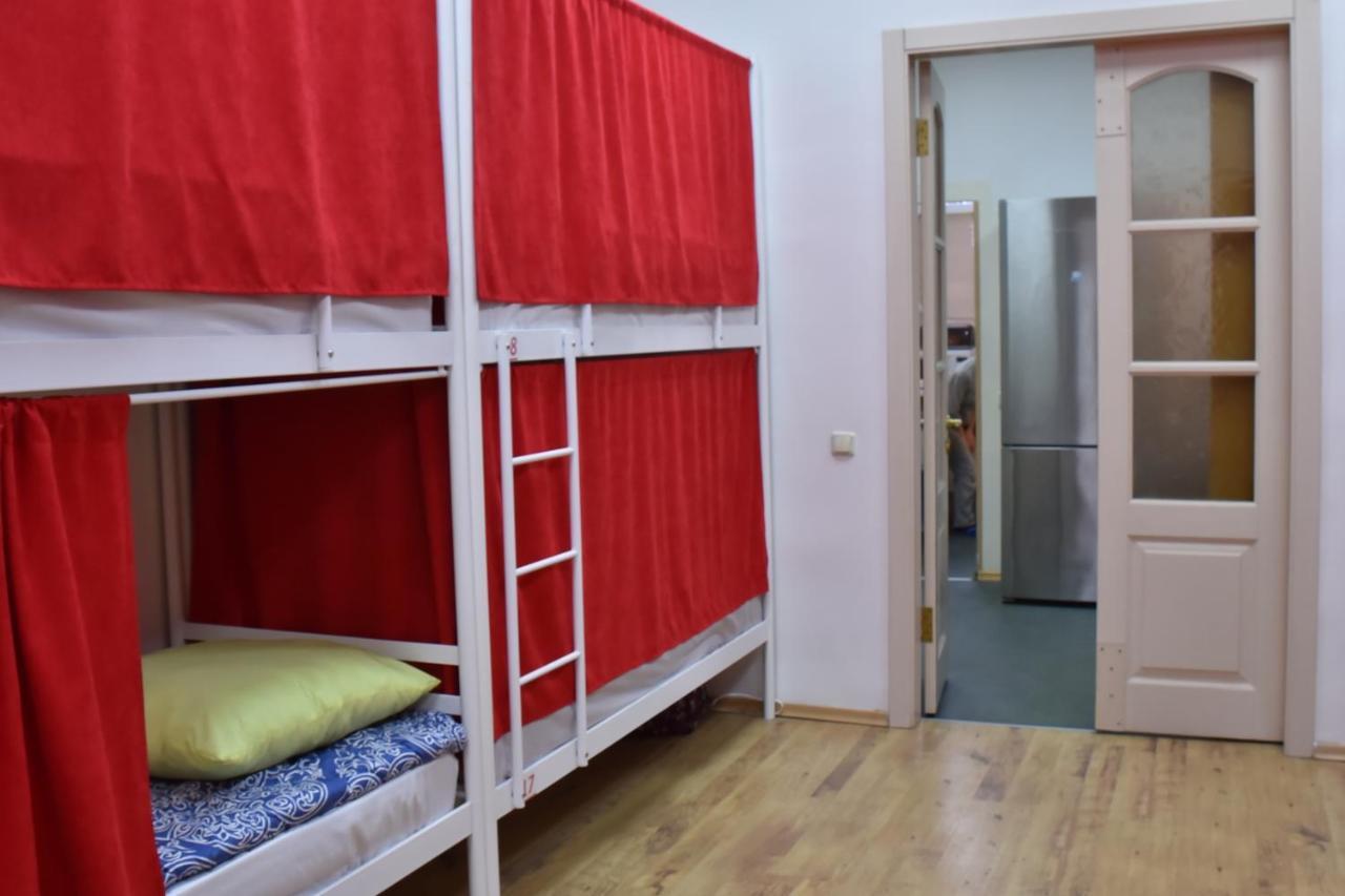 Hostel 777 Darnitsa Kiev Luaran gambar