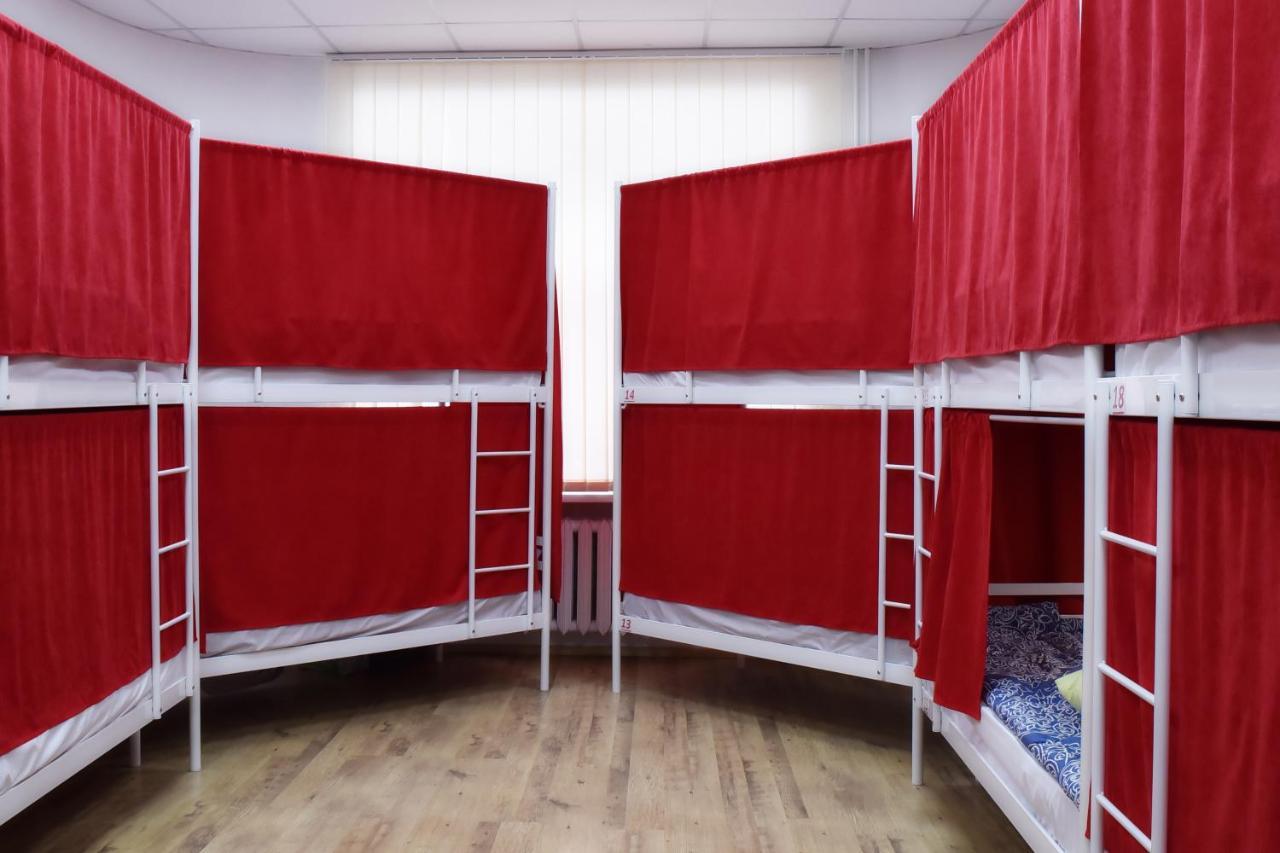 Hostel 777 Darnitsa Kiev Luaran gambar